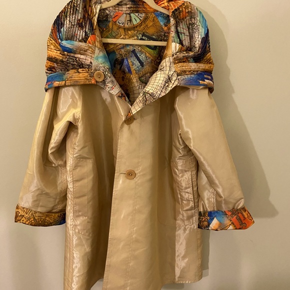 Stylish Reversible Coat - Picture 1 of 4